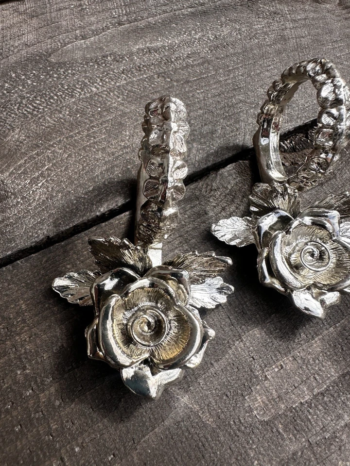 Vintage Princess House Rose Napkin Ring Holder Set of 4 Vintage Rose Napkin Ring - Image 4 of 4