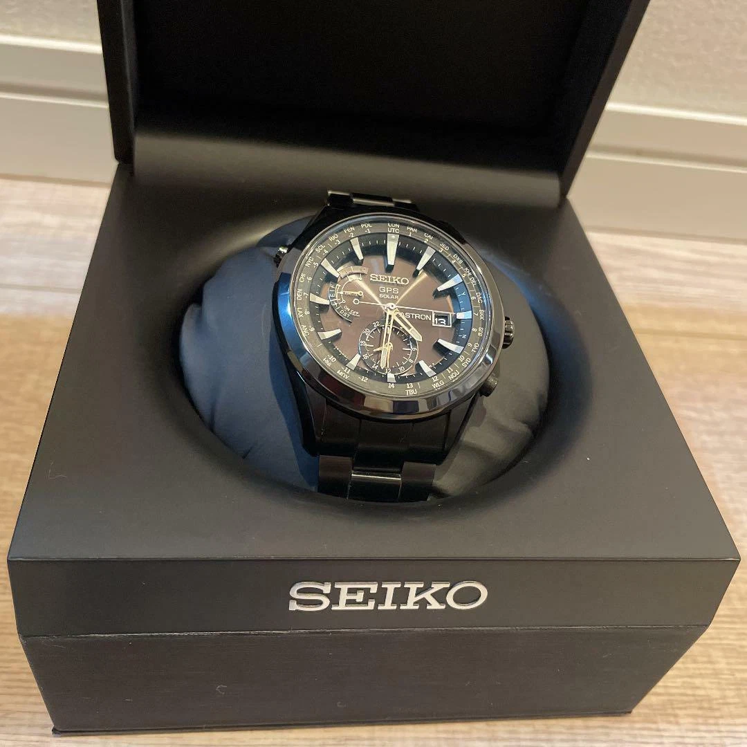 Seiko Astron Titanium Ceramic GPS Solar Mens Watch Authentic