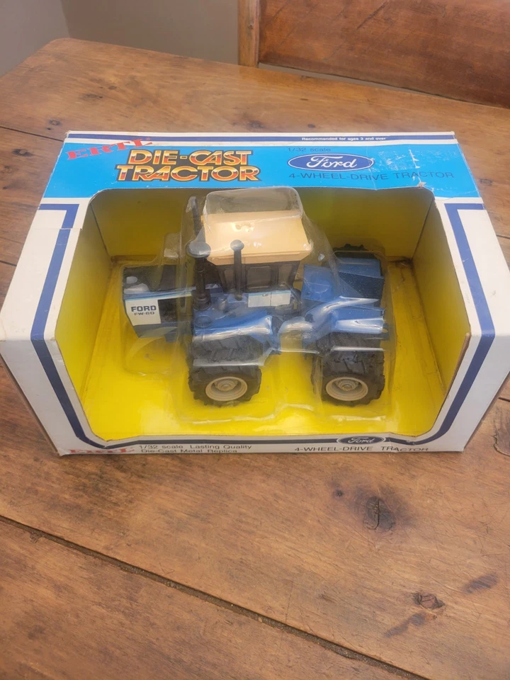 Ertl 1/32 Ford FW-60 Tractor - Image 2 of 4