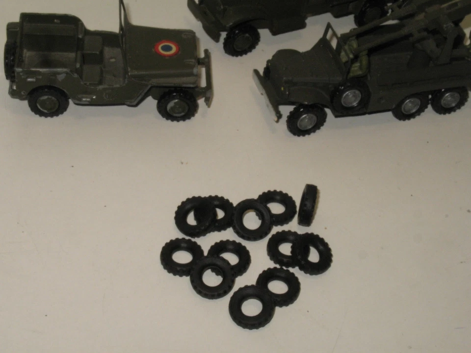 F62 France-Toy FJ, X 12 Tires Stripe Square for Truck GMC, Dodge, Gac 16/7 - Image 4 of 4