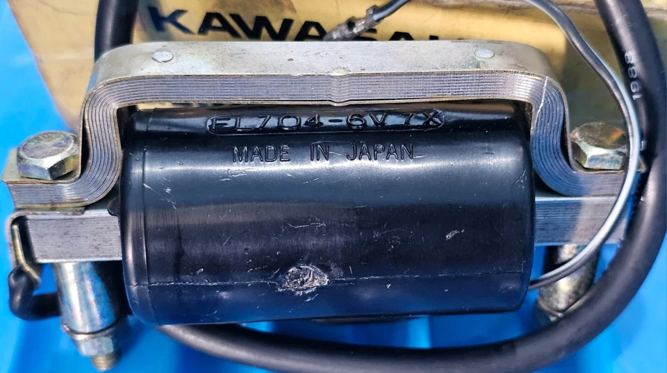 KAWASAKI KE100 KE125 KD80 KD100 KD125 KS125 G3 G4 G5 IGNITION COIL 6V NOS JAPAN Foto 3 de 4