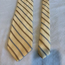 Brooks Brothers 346 Necktie Mens Pure Silk Woven in Italy Made in USA 60.5x3-3/8