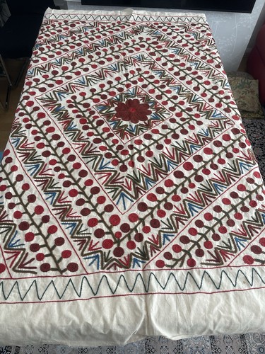 Antique Vintage Uzbek Embroidery Suzani Bed Cover Table Cloth Throw172x149cm 18 - Picture 3 of 18