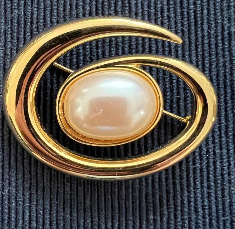 Monet Fashion Vintage & Antique Brooches & Pins for sale - eBay