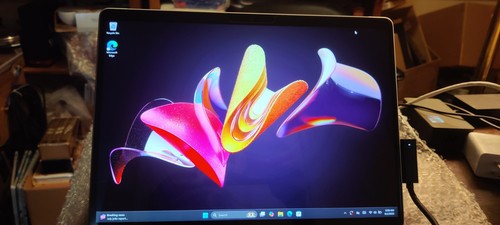 Microsoft Surface Pro 8 13" i5|8|256GB Tablet Akkuzyklus #1