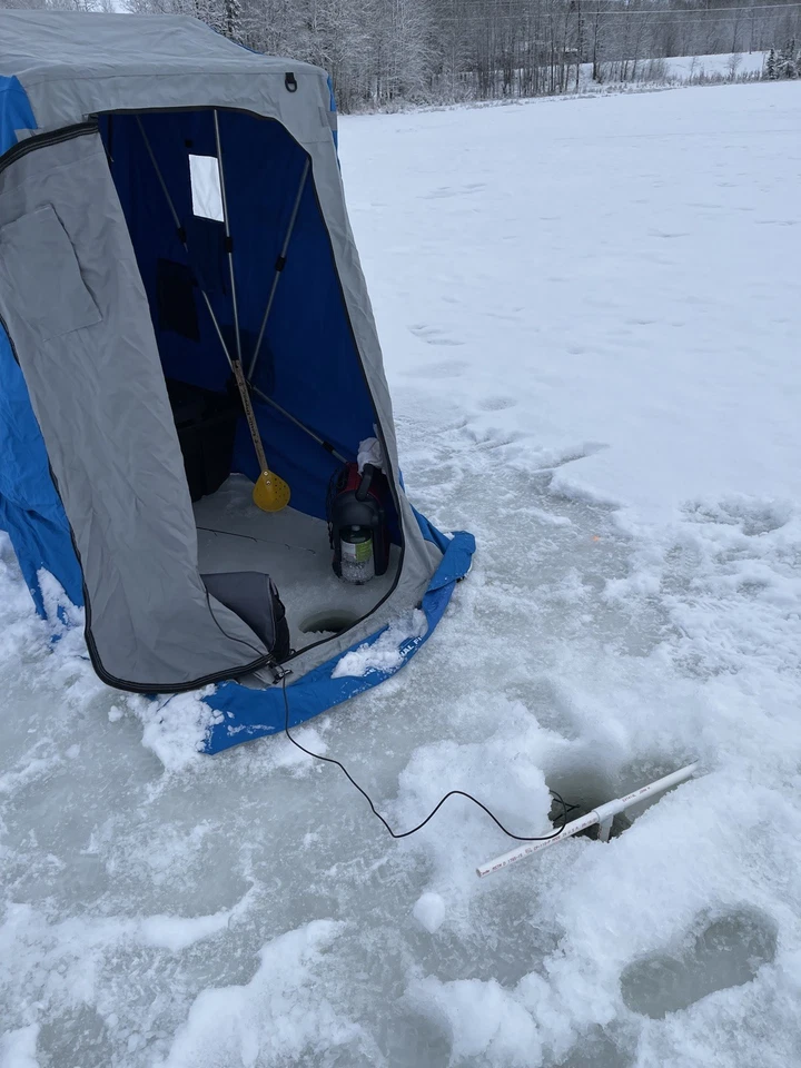 Clam kenai pro ice shelter - Image 2 of 4
