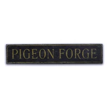 Pigeon Forge, Pigeon Forge Decor, Smoky - Rustic Distressed Wood Sign