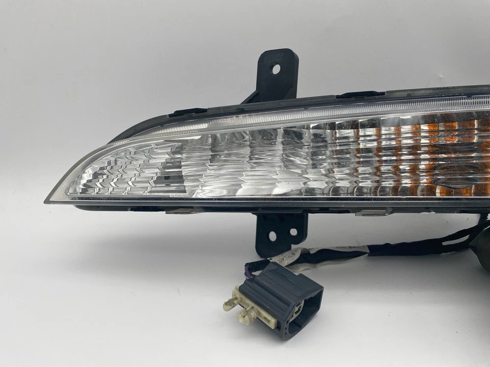 Lámpara de luz de señal de giro del conductor izquierdo Chevrolet Traverse 23305608 OEM 2013-2017 Foto 3 de 4