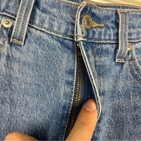 Levi's 70s Slim Straight High Rise Classic Jeans | eBay Levi's 70s Slim Straight High Rise Classic Jeans | eBay