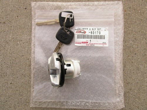 FITS: 10 - 16 TOYOTA LAND CRUISER HZJ78 HZJ79 DIESEL FUEL TANK LOCKING CAP NEW - Picture 3 of 5