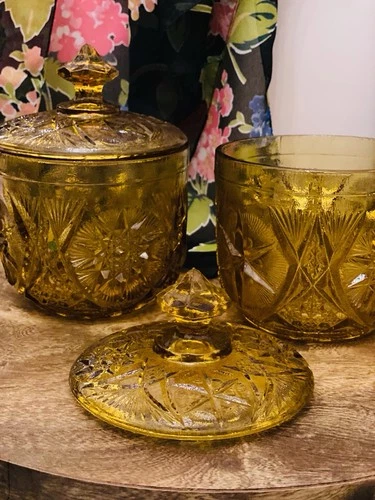 Set of Vintage Amber Depression Candy Dishes with Lids. Excellent Condition