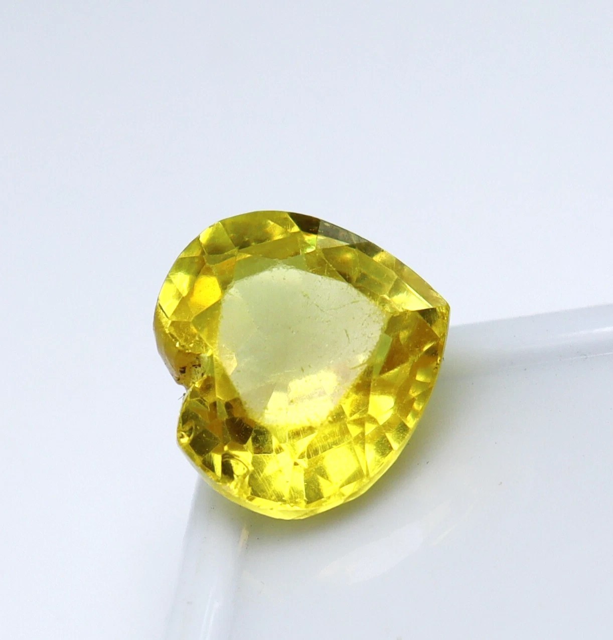 10-11 Ct Certified Natural Loose Yellow Sapphire Heart Cut Gemstone