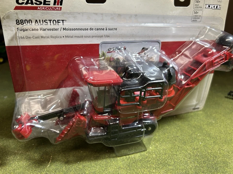 1/64 Ertl Case IH 8800 Austoft Sugarcane Harvester - Image 4 of 4