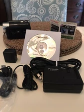 Panasonic SDR-H80 60 GB 70x zoom -black   nice!!!