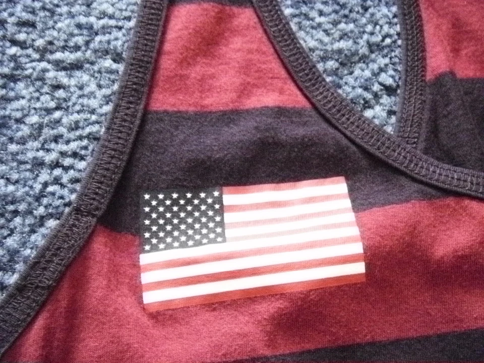 Camiseta sin mangas Nike Sportswear para mujer S a rayas espalda deportiva sin mangas Foto 3 de 4