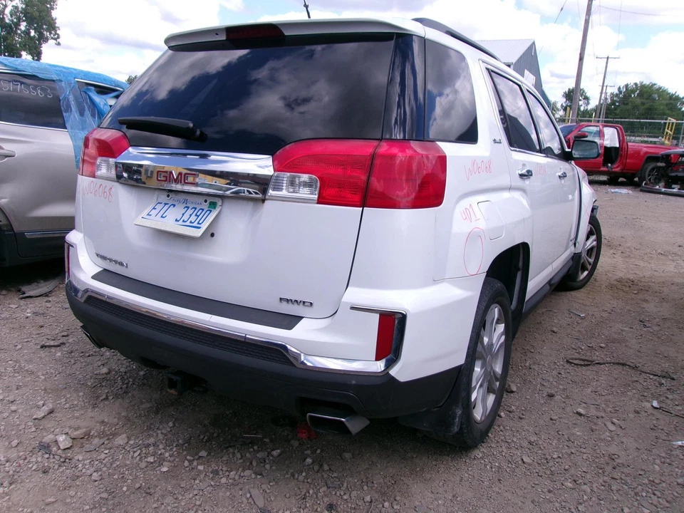 Used Washer Fluid Reservoir fits: 2016 Gmc Terrain  Grade A Foto 4 de 4