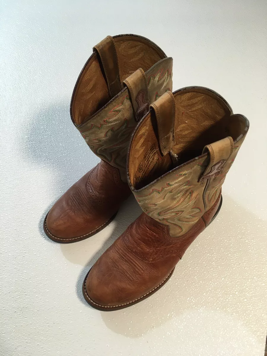 9D 9 D USA ARIAT Cobalt Men s Boots 38594 Brown