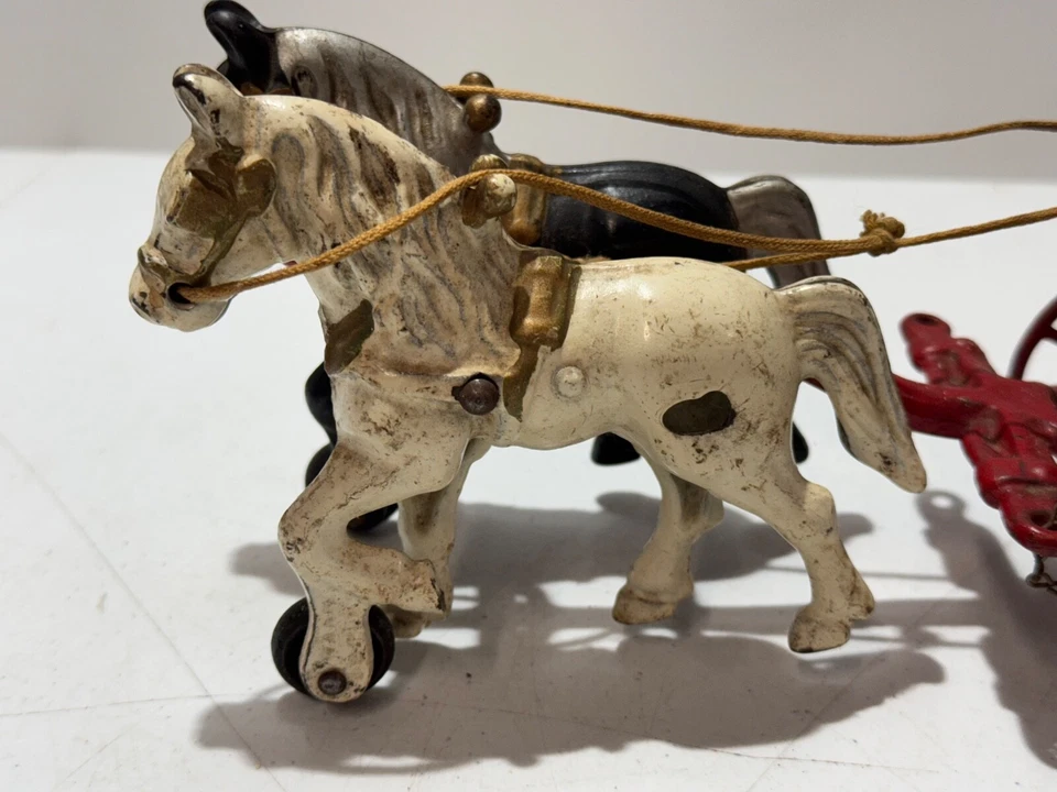 老式 HUBLEY 铸铁马拖绿色 WAGON 2 马和球杆 — 第 2/4 张图片