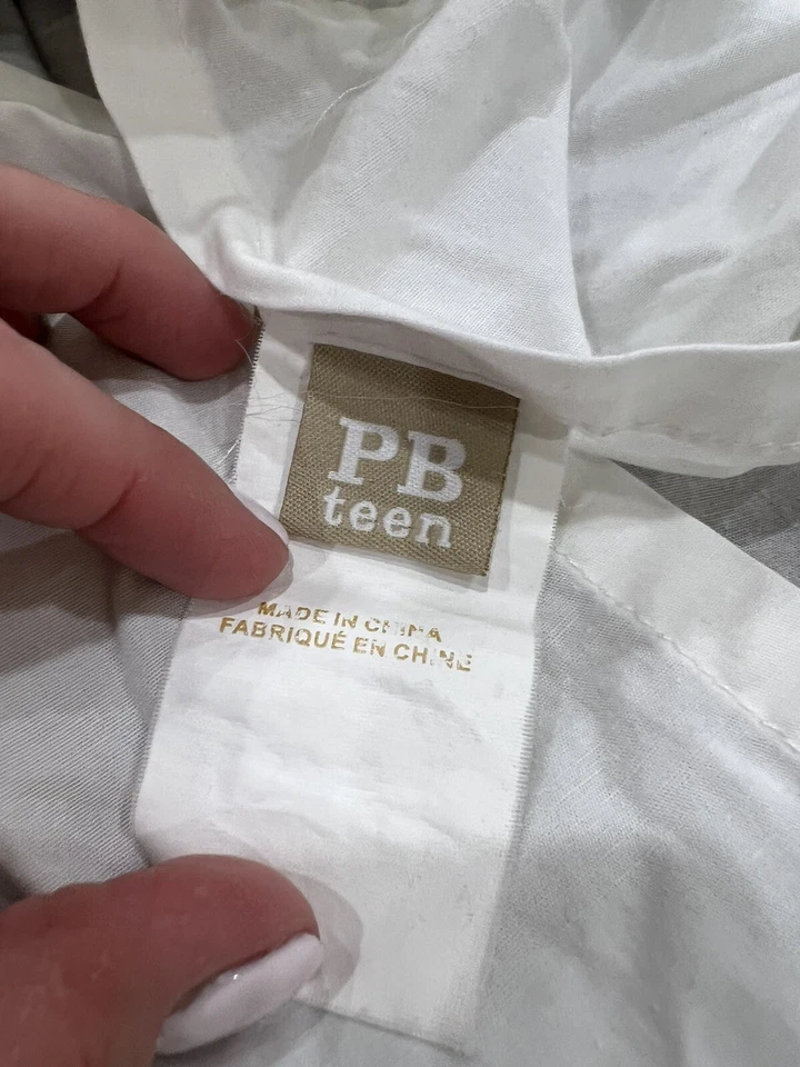 Campo de fútbol para adolescentes Pottery Barn farsa estándar 26"x20" 100 % algodón Foto 3 de 3