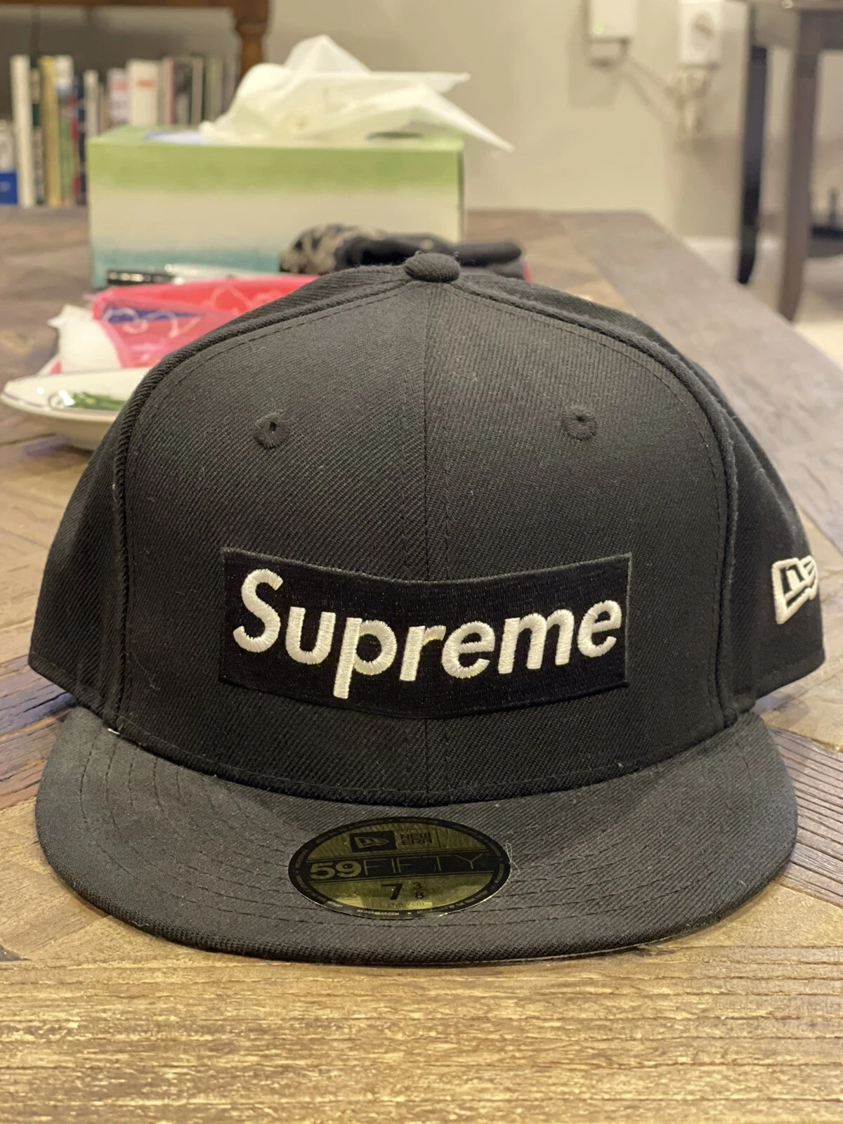 Supreme R.I.P. Casquette ajustée chapeau World Famous 7 3/8 59Fifty nouvelle ère FW16