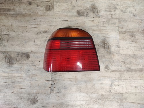 VW Golf III Limo Cabrio Rücklicht Heckleuchte li 1H6945111B