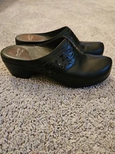 Dansko Women's Size 39 (US 8.5-9) Black Scalloped Leather Hailey Clogs Studded 