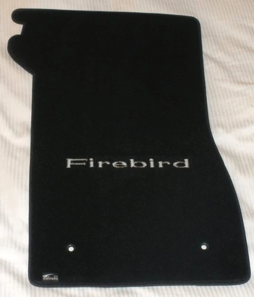 Juego de 4 alfombrillas Lloyd Mats CLASSIC LOOP con licencia GM 1967-1969 Pontiac Firebird Foto 3 de 4