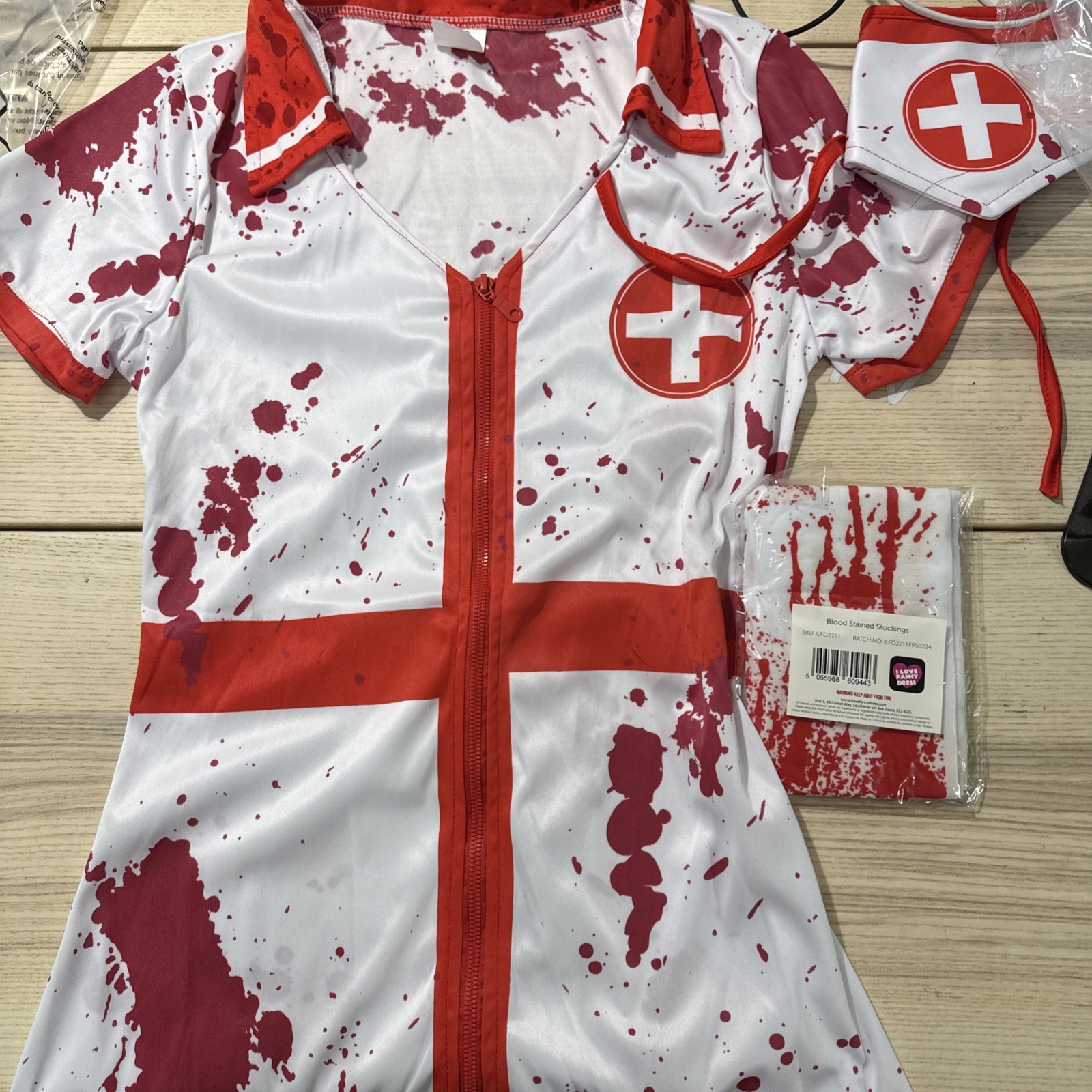 Disfraz de Enfermera Zombie Halloween para Damas - Vestido de Enfermera con Sombrero, Manchado de Sangre - M