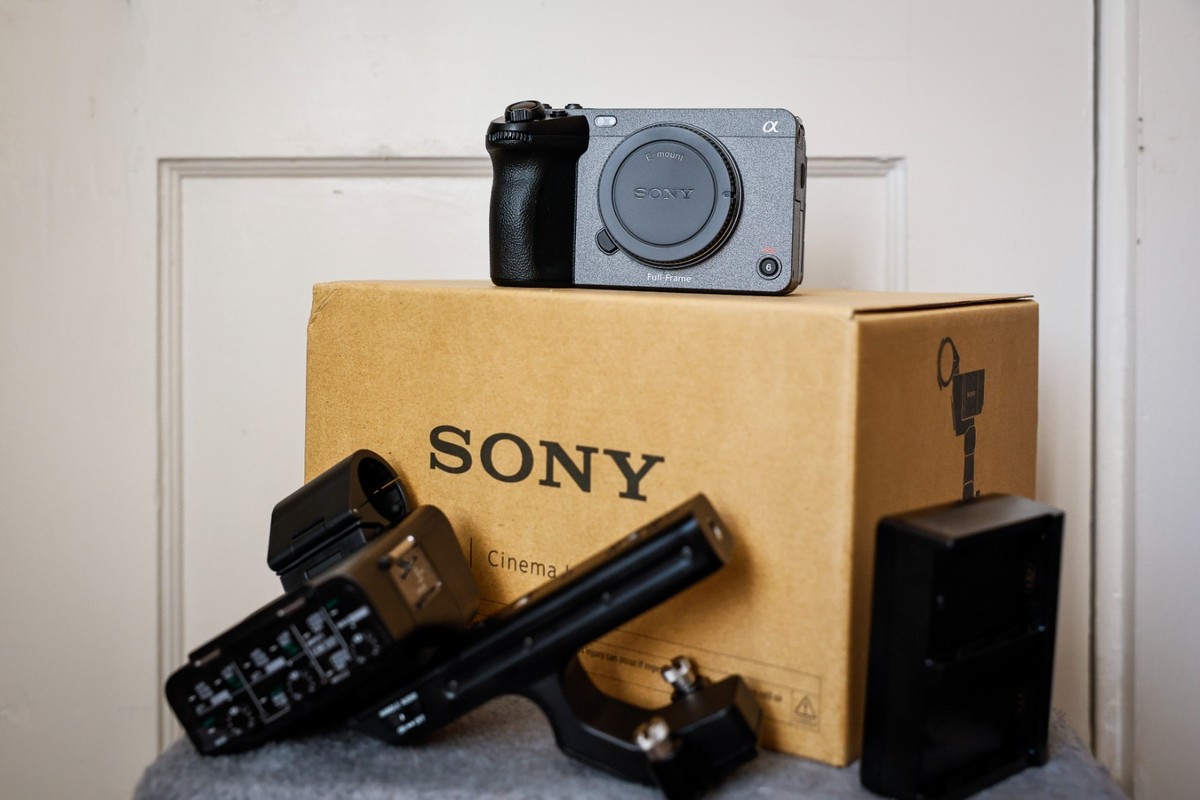 SONY FX3（本体、付属品全て、箱付き） Sony Cinema Line FX3 - Brand New | eBay