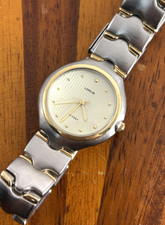 Lorus Watch Women Gold Silver Tone Textured Dial Quartz 28mm New Battery