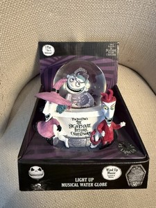 nightmare before christmas snow globes musical Walgreens Tub
