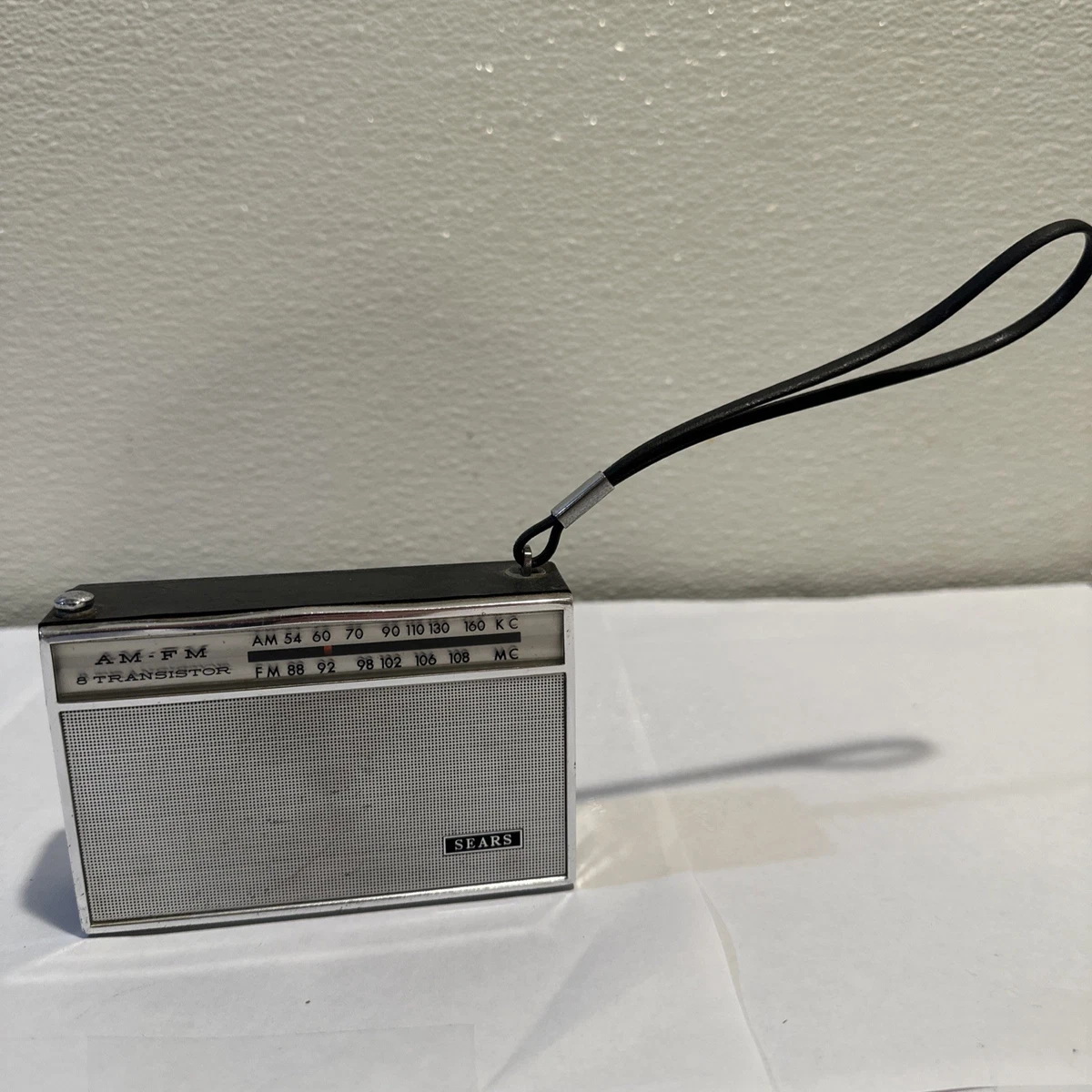 Rádio Retrô Vintage Portátil Com Bluetooth Recarregável Am Fm Sw