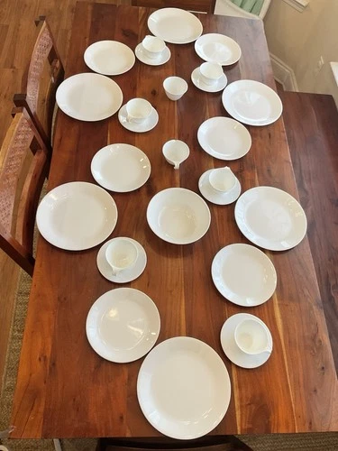 25 Vintage Corelle Winter Frost White 6-4 Place Settings.serving.no Cream Or Sug