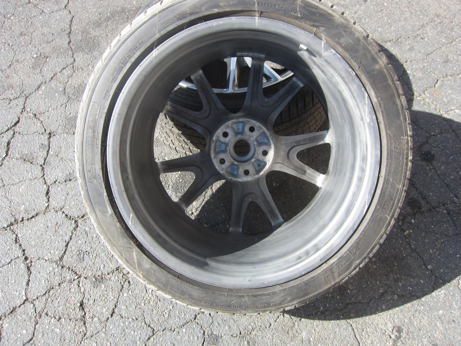 Ferrari California - Rear Wheel / Rim 10JX20 Chrome - (USED) - P/N 242157