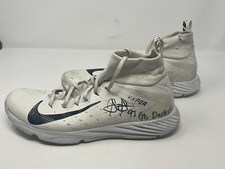 Jalen Jelks Autographed Oregon Ducks Practice Worn 2018 Season NIKE Turf Cleats