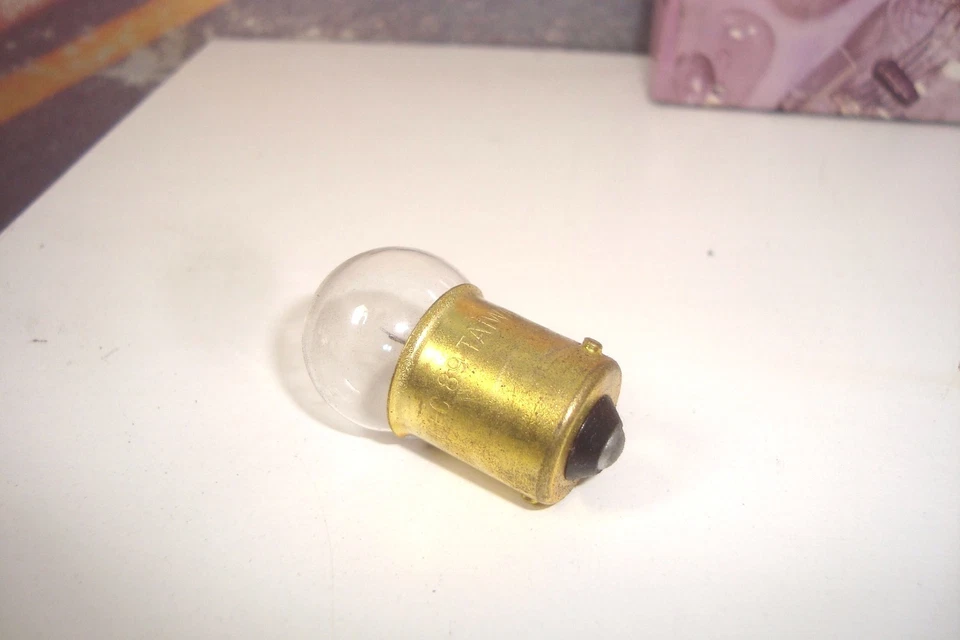 LAMPS Box Of 10 Bulb CEC 89 Fits RV Boat Marine Camper Auto Truck Car Bike D8 - Изображение 3 из 3