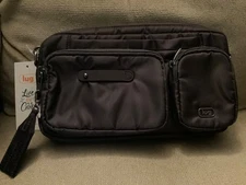 ⭐️ Lug Switcheroo plum crossbody bag/belt bag.  NEW !!