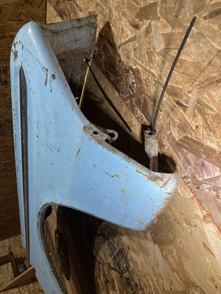 Ford Falcon 1964-65 guardabarros lado del pasajero delantero derecho pintura original Foto 4 de 4