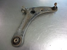 Triangle de suspension Mitsubishi COLT