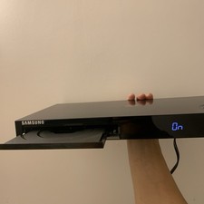 Samsung BD-F5900 Blu-ray 3D Player WiFi Smart Hub No Remote Tested Working