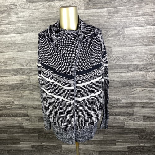 LULULEMON Pullover White/Black Striped Knit Sweater Girl's Size 14