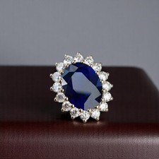 7.20 Ct Oval Cut Lab Grown Blue Sapphire 18K Gold Wedding Ring Natural Diamond
