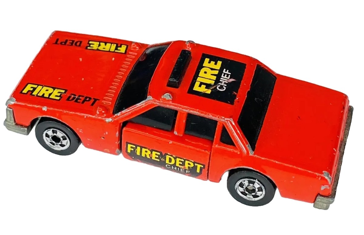 hotwheels EXTRAS  1983年 レア　トラック ビンテージ Hot Wheels 2023 '83 Chevrolet Silverado Black and Toon'd