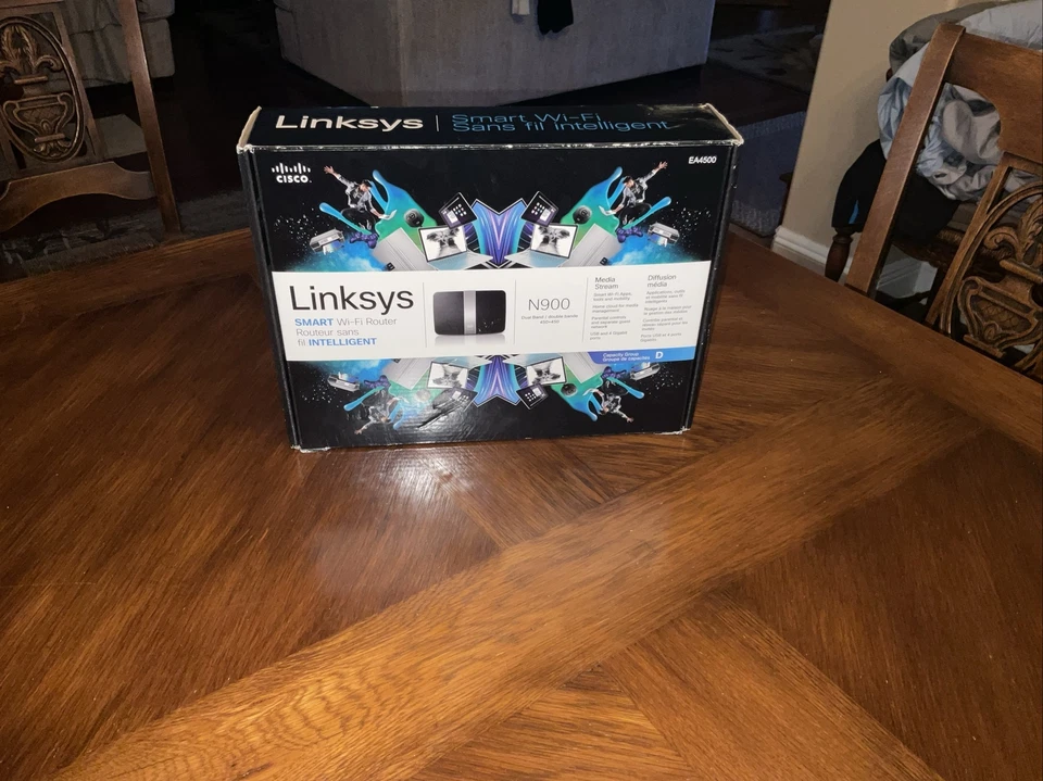 Linksys EA4500 N900 Dual Band Wi-Fi Wireless Router - Image 2 of 4