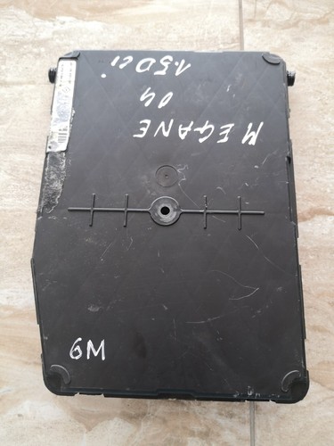 Renault Megane 2004/Comfort convenience body module/8200305575 - Imagen 3 de 4