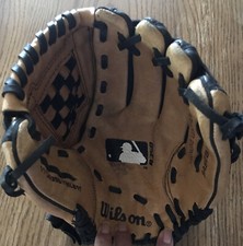 Wilson T-Ball MLB A0350 P10 Genuine Leather Baseball Glove 10" RHT