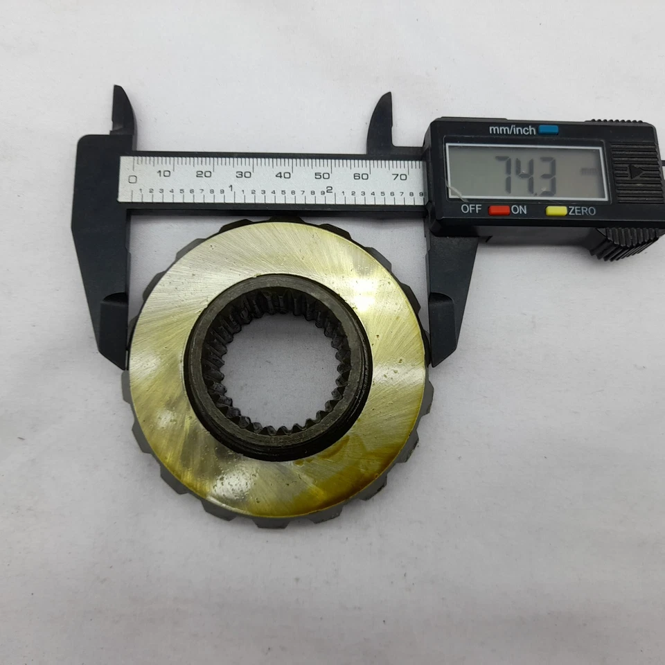 38423-73000 Gear Side Differential Fits For Datsun 720 NOS Genuine - Image 2 of 4