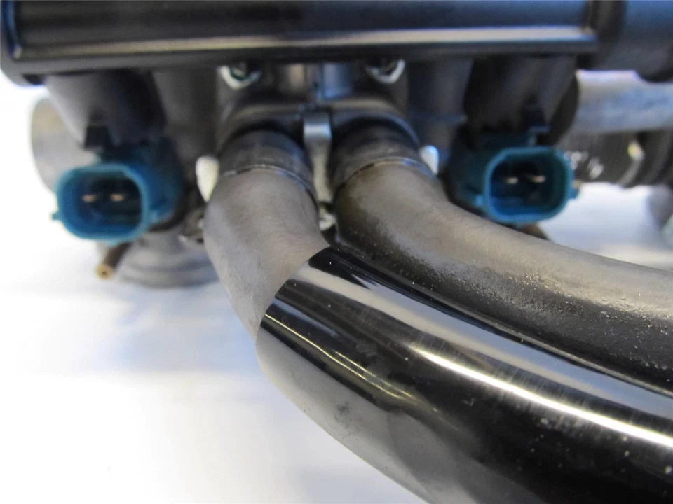 HONDA CB1000R CB 1000 R 2011 11 THROTTLE BODY BODIES INJECTORS INJECTOR Foto 4 de 4