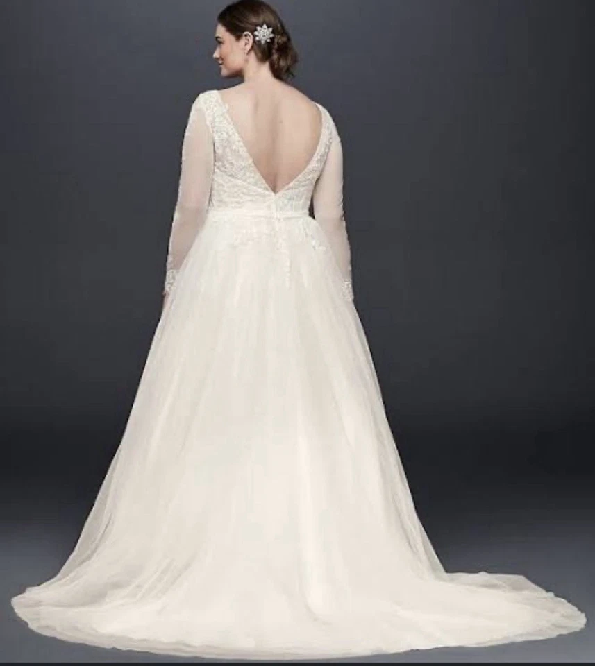 DAVIDS BRIDAL Ivory Wedding Dress 9WG3831 A-Line V-Neck Long Sleeve Illusion 18W - Image 2 of 4