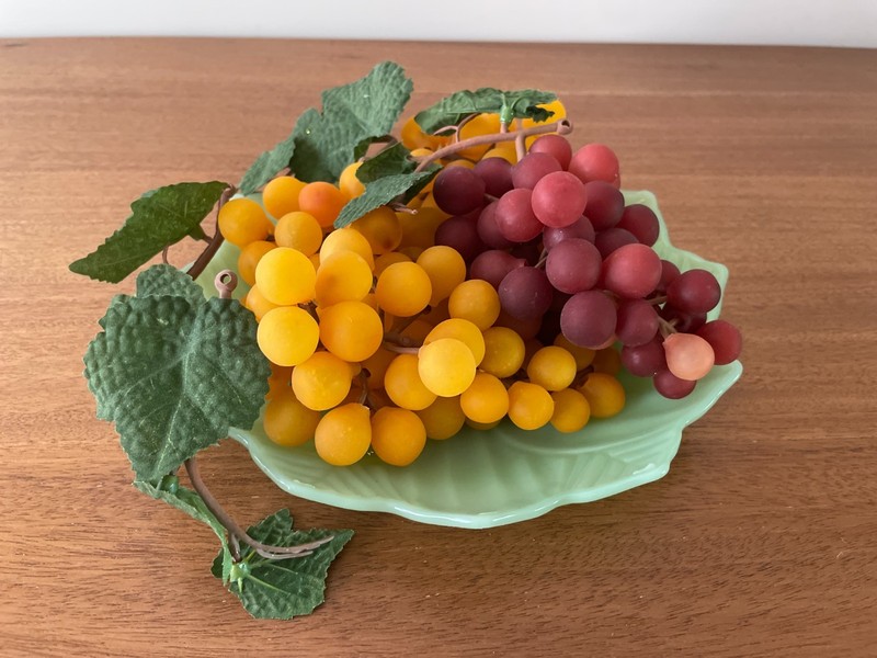 4 faux grape clusters 7" yellow red w/leaves, dining fruit art, MCM winery decor